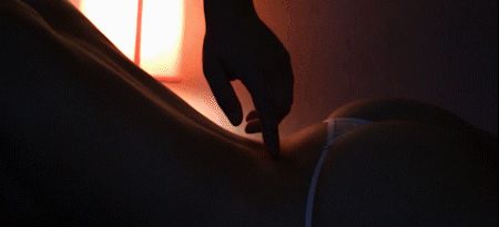 El desenfreno y la vulgaridad en GIF. 102 imágenes eróticas animadas