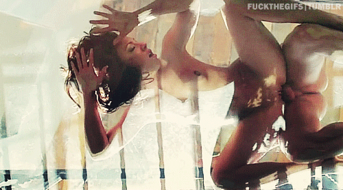 gifs-sex-on-the-table-77.gif