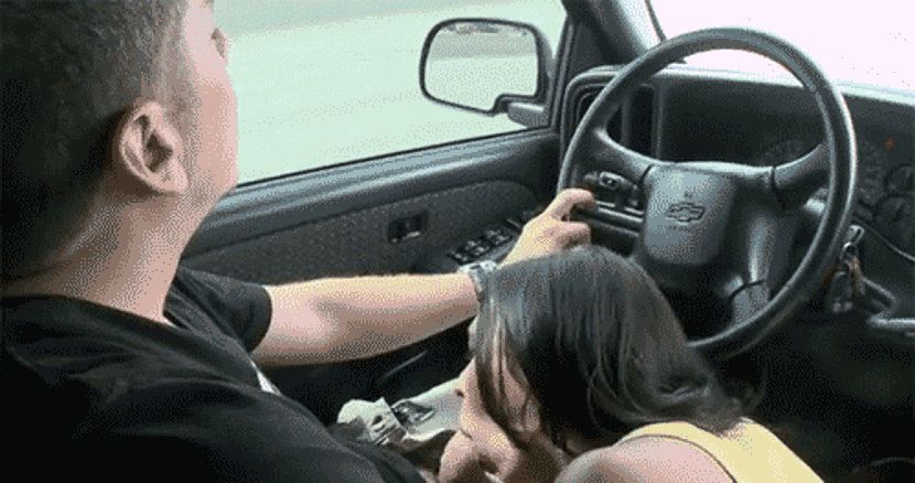 GIF Sexe dans la voiture. Plus de 100 photos animées! Télécharger ici